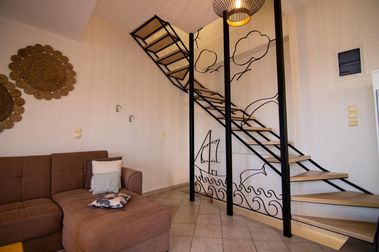 The Island House - Family Size Apt - Overlooking The Aegean - 3 Steps From The Beach Mochlos Exterior foto